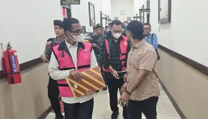 Kejati Aceh Tahan Tiga Tersangka Korupsi Beasiswa, Rp1,88 miliar Disita
