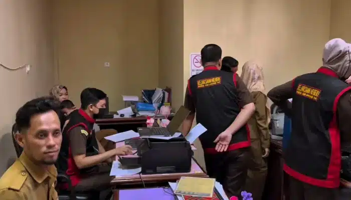 Kejari PALI Geledah Kantor Dinas Perkim, Telusuri Dugaan Kecurangan Proyek Non Tender 2025