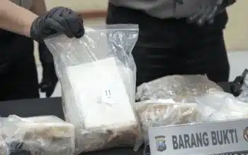 22 Kg Kokain Terdampar di Pantai Gili Genting, Polisi Selidiki Jalur Penyelundupan