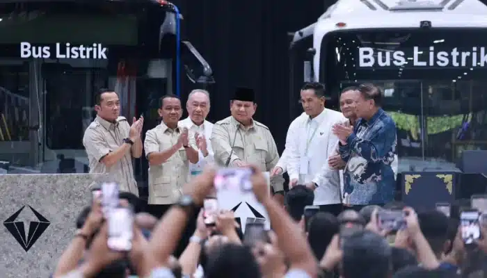 Presiden Prabowo Resmikan Pabrik Perakitan Kendaraan Listrik VKTR di Magelang