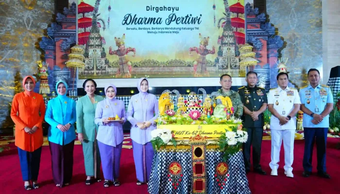 Hadiri Puncak HUT ke-62 Dharma Pertiwi, Panglima TNI Dorong Peran Keluarga TNI