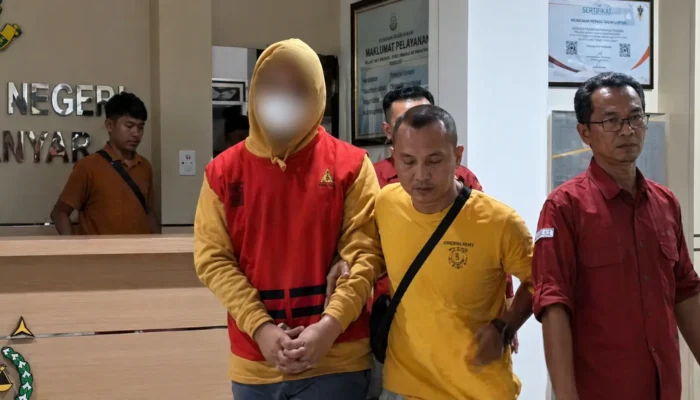 Kejari Karanganyar Tetapkan Mantan Pejabat Dinas Koperasi dan UMKM Tersangka Dugaan Penyimpangan Retribusi