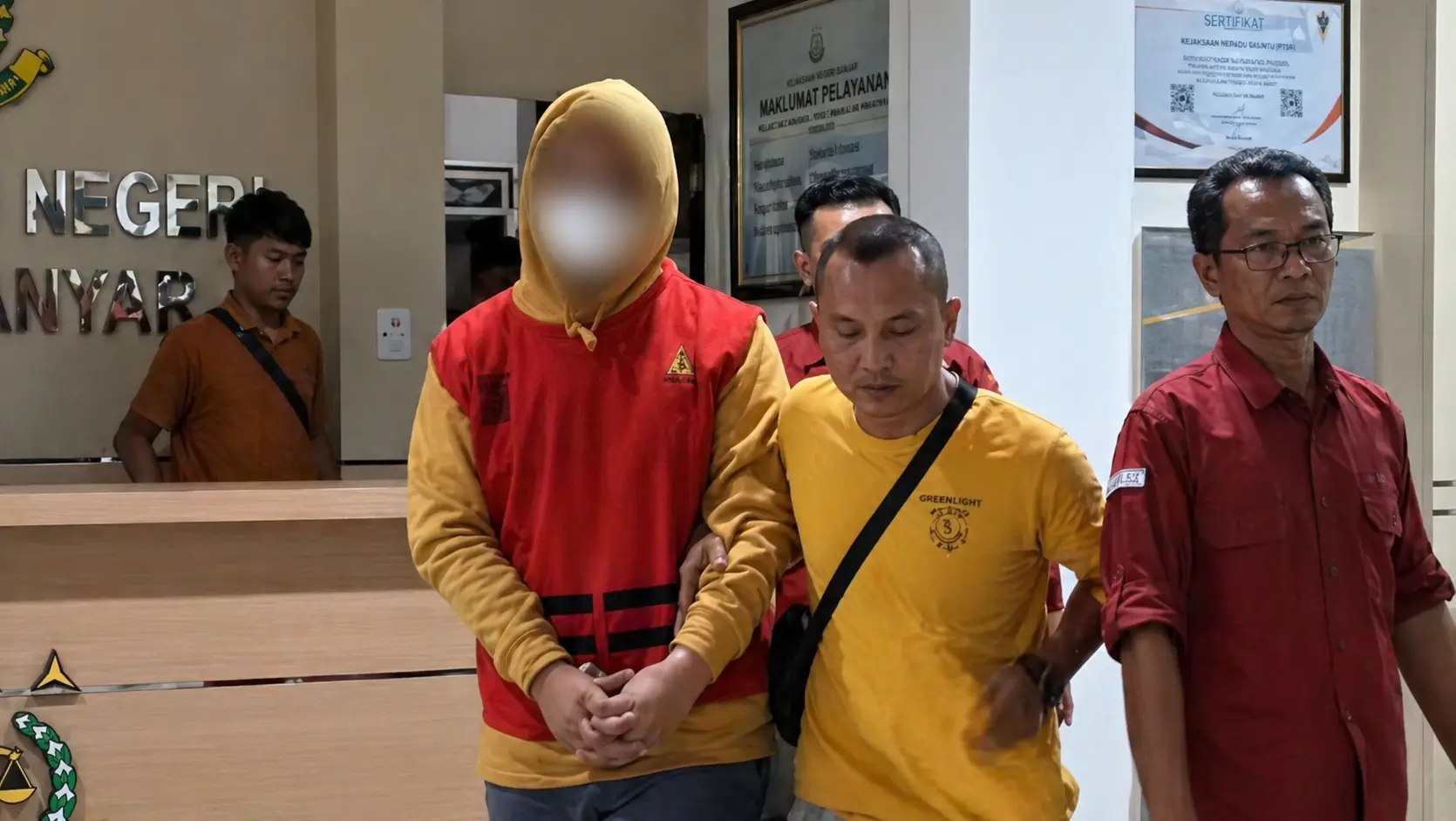 Kejari Karanganyar Tetapkan Mantan Pejabat Dinas Koperasi dan UMKM Tersangka Dugaan Penyimpangan Retribusi