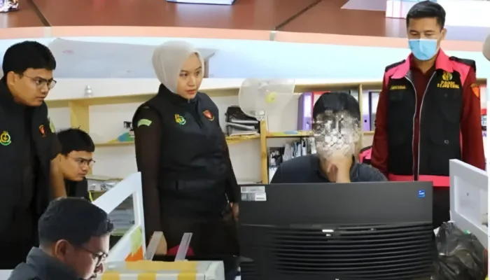 Kejari Rokan Hilir Geledah Kantor Dinas, Sita Uang Rp763 Juta dan Dokumen