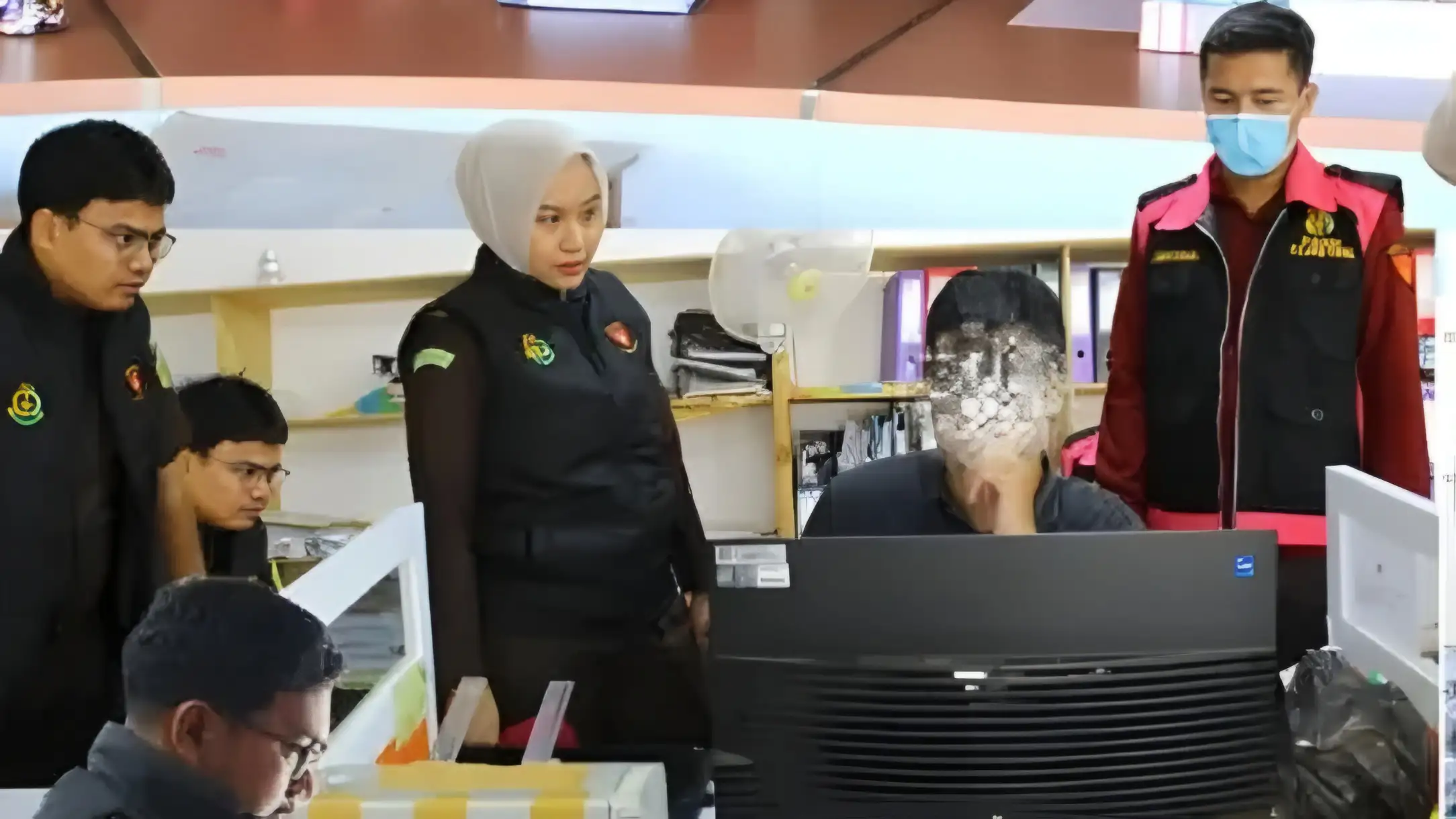 Kejari Rokan Hilir Geledah Kantor Dinas, Sita Uang Rp763 Juta dan Dokumen