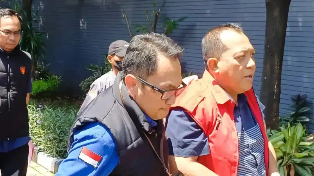 Kejati Jatim Tetapkan 3 Pejabat ESDM Tersangka Korupsi Tambang, Sita Uang Miliaran Rupiah