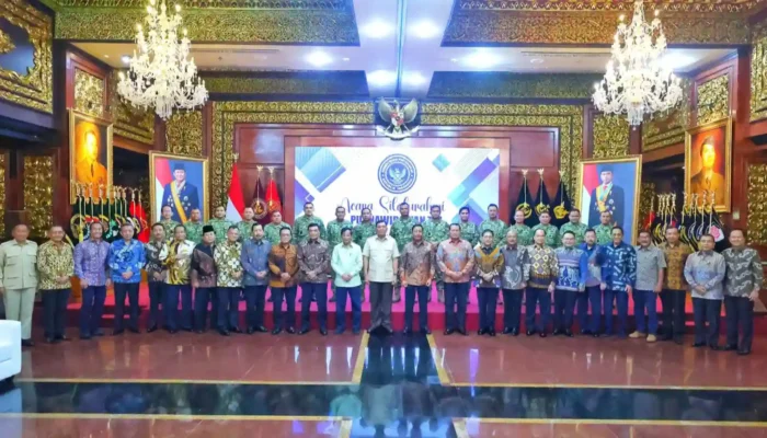 Kumpulkan Para Jenderal Purnawirawan, Menhan Bahas Strategi dan Kedaulatan Negara