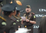 Lantik 14 Kajati dan 17 Pejabat Eselon II, Jaksa Agung Ingatkan Tak Ada Ampun Bagi Pelanggar