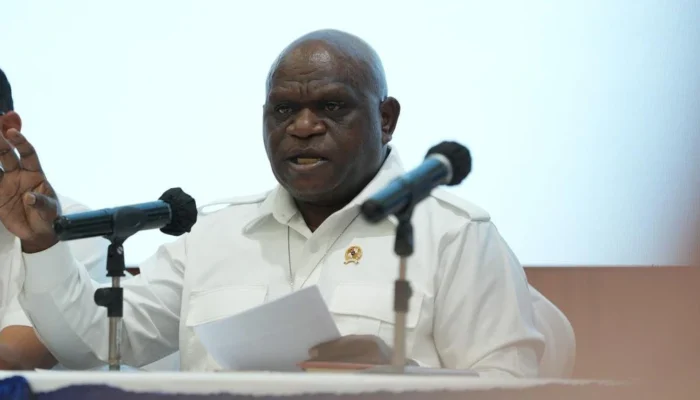 Natalius Pigai : Pengamat dan Fenomena Post Truth