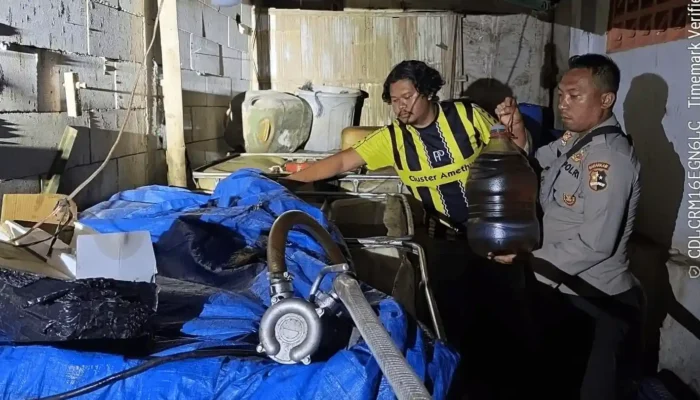 Polisi Bongkar Penimbunan Bio Solar 2.300 Liter di Kendal, Satu Tersangka Ditangkap