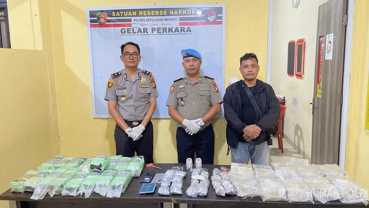 Polres Kepulauan Meranti Gagalkan Penyelundupan 27 Kg Sabu di Perairan Selat Akar