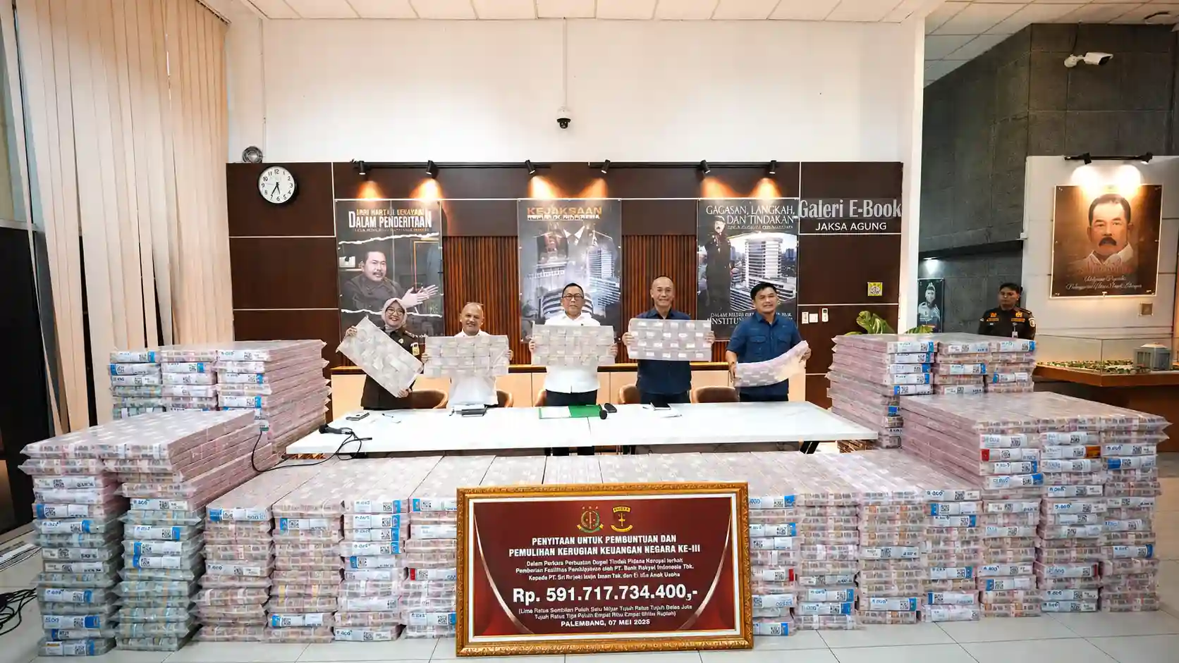 Kejati Sumsel Terima Pengembalian Kerugian Negara Rp591 Miliar dari Terdakwa Kasus Kredit Bank BUMN