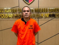 Penampakan AKP Deky Jonathan Sasiang Kenakan Baju Oranye di Rutan Bareskrim, Terseret Kasus TPPU Narkotika