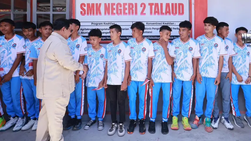 Presiden Prabowo Siapkan Starlink dan BTS untuk Warga Perbatasan Miangas