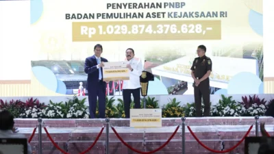 Kejagung Serahkan PNBP Rp1,029 Triliun ke Kemenkeu, Termasuk Aset Eddy Tansil Rp51,68 Miliar