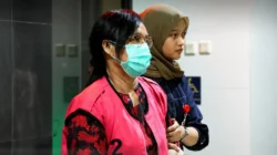 Kejari Jaktim Tahan Tersangka DMS Terkait Kasus Dugaan Korupsi Pengadaan Mesin Jahit