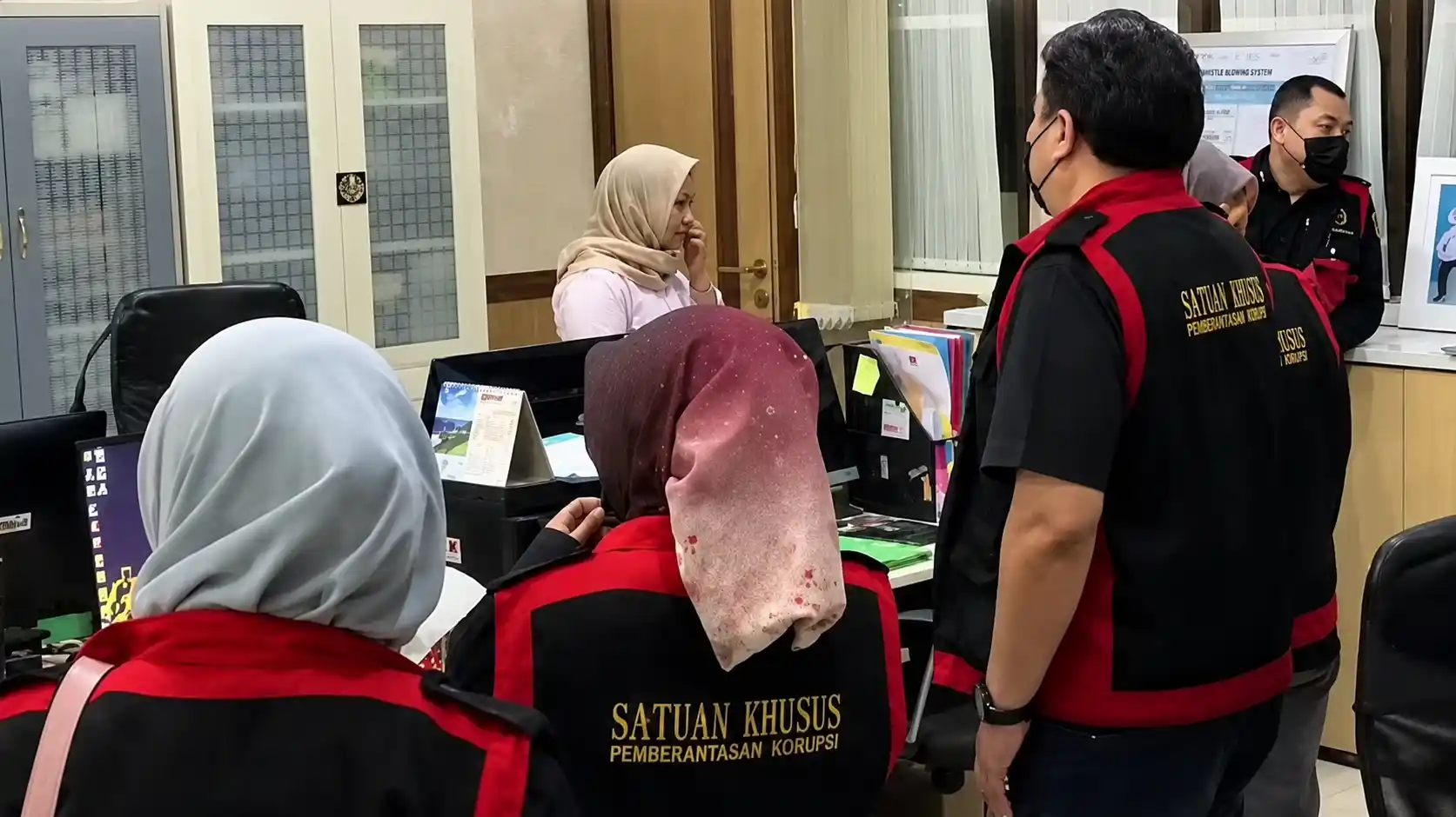 Kejari Muna Geledah KPU Buton Utara Terkait Dugaan Korupsi Dana Hibah