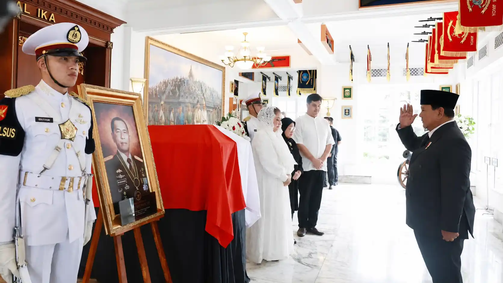 Presiden Prabowo Hadiri Persemayaman Jenderal TNI (Purn) Ryamizard Ryacudu