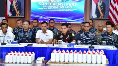TNI AL Gagalkan Penyelundupan 544 Kg Merkuri Ilegal di Pelabuhan Tanjung Priok