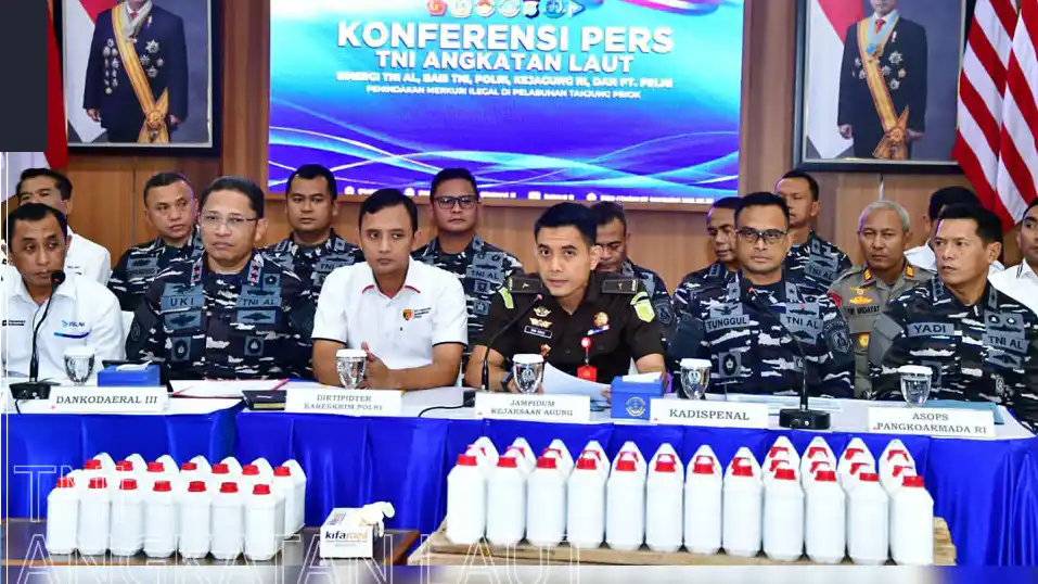 TNI AL Gagalkan Penyelundupan 544 Kg Merkuri Ilegal di Pelabuhan Tanjung Priok