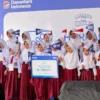 BRI Perkuat Komitmen di Dunia Pendidikan, SDN Sukamahi 2 Bogor Terima Bantuan di Hari Anak Nasional