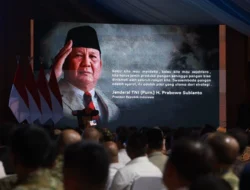 Berantas Kemiskinan, Presiden Prabowo Buka Peluang Kurangi Anggaran Pertahanan dan Kepolisian