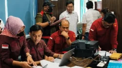 Kejari Malang Geledah Dinas Kesehatan, Sita Dua Koper Dokumen Terkait Dugaan Korupsi Pengadaan Ambulans