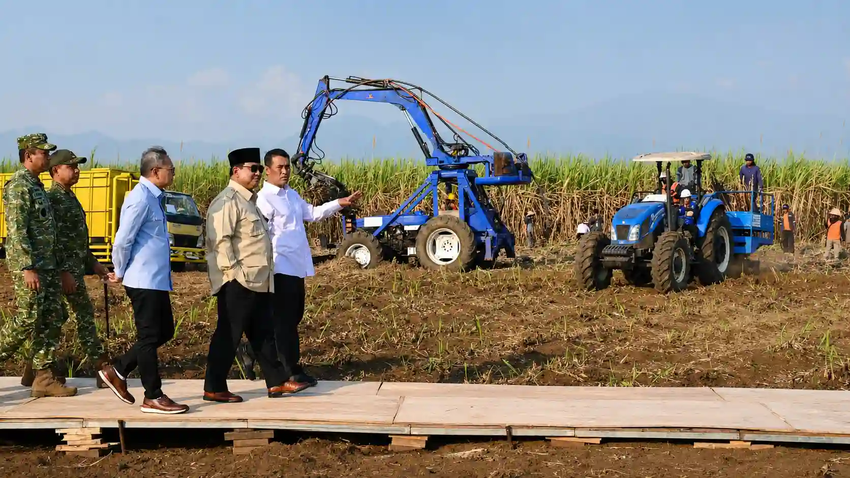 Presiden Prabowo Pimpin Panen Raya TNI di 43 Titik, Ketahanan Pangan Jadi Gerakan Nasional