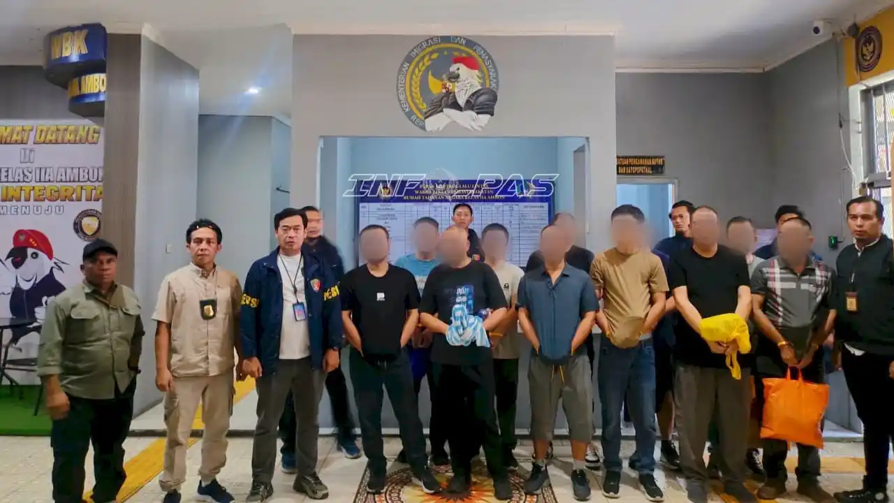 Rutan Ambon Serahkan 11 Tahanan Asing ke Biro Korwas Bareskrim Polri Terkait Kasus Tambang Ilegal