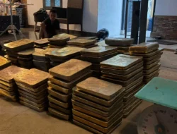 Satlap Tri Cakti Amankan 160 Balok Timah Diduga Ilegal di Pangkalpinang