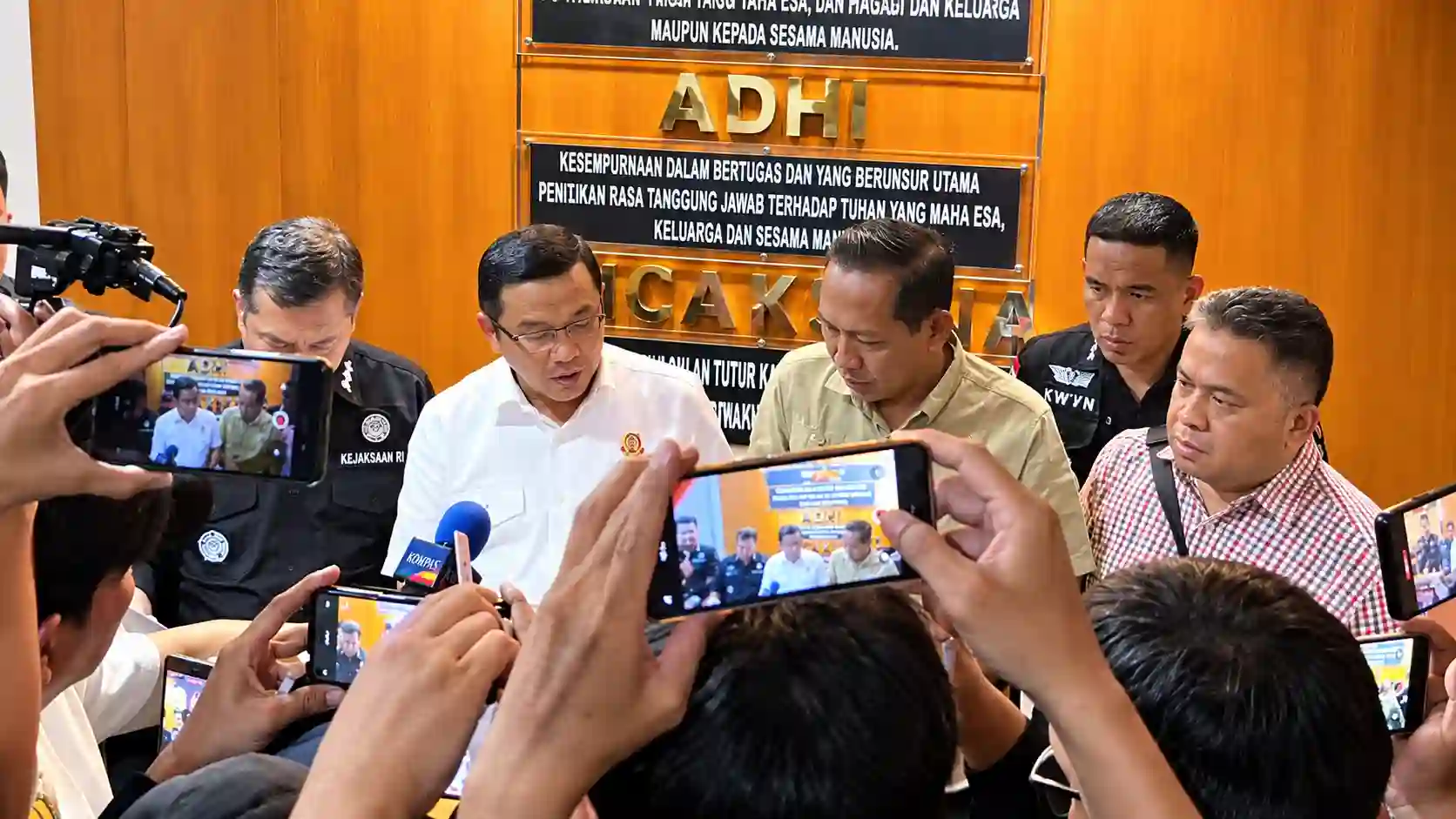 Kejati Sulut Tetapkan Elisabet Tersangka Kasus Korupsi Tambang PT HWR, Kerugian Lingkungan Capai Rp11 Miliar