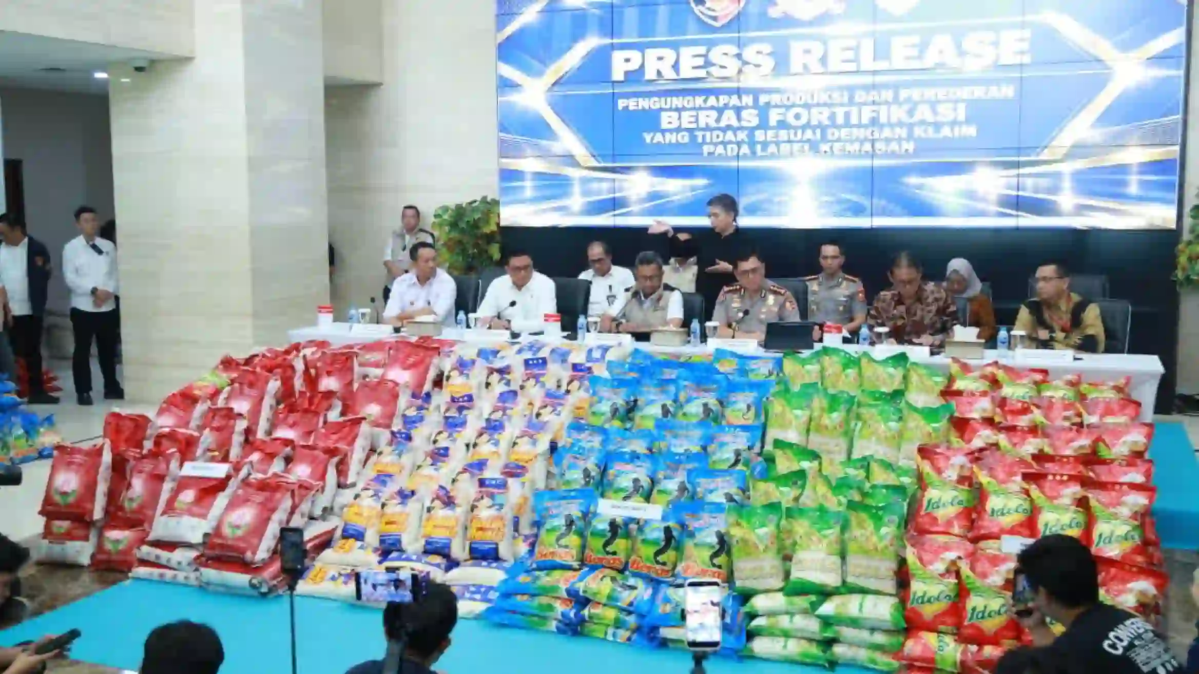 Bareskrim Ungkap Dugaan Pelanggaran Beras Fortifikasi, Sita 6,4 Ton